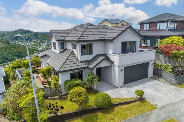 25 Landsdowne Terrace, Karori, Wellington, 6012, New Zealand