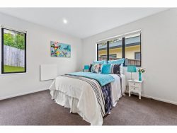 21 Mariners View Road, Beach Haven, North Shore City, Auckland, 0626, New Zealand