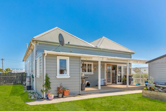 9 Queen Street Westport, Westport, Buller, West Coast, 7825, New Zealand