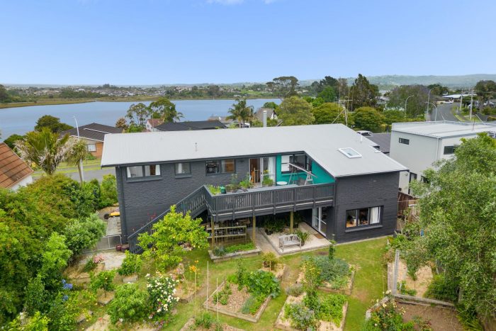 3 Sunny Bay Road, Matua, Tauranga, Bay Of Plenty, 3110, New Zealand