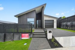 12 Akakura Terrace, Peacocke, Hamilton, Waikato, 3206, New Zealand