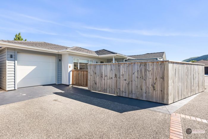 4 Martha Turnell Crescent, Manor Park, Lower Hutt, Wellington, 5019, New Zealand