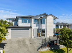 13 Eastview Crescent, Stanmore Bay, Rodney, Auckland, 0932, New Zealand