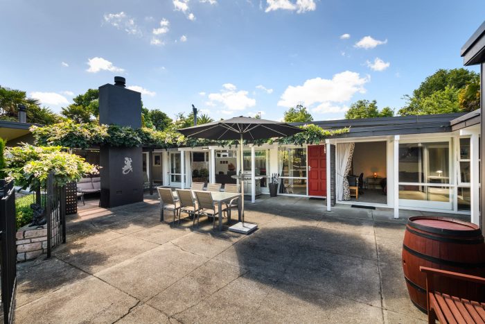 564 Featherston Street, Roslyn, Palmerston North, Manawatu / Whanganui, 4414, New Zealand