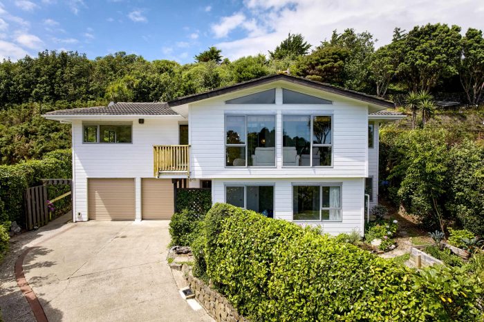 4 Meridian Way, Whitby, Porirua, Wellington, 5024, New Zealand