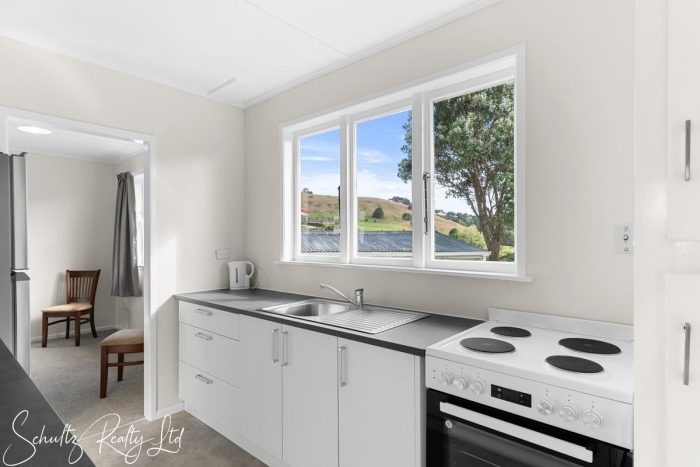 15 Doctors Hill Road, Maungaturoto, Kaipara, Northland, 0520, New Zealand