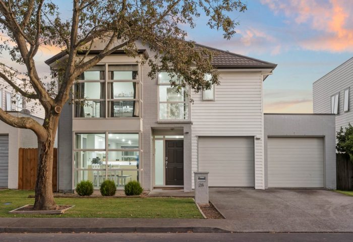 28 Phar Lap Crescent, Takanini, Papakura, Auckland, 2112, New Zealand