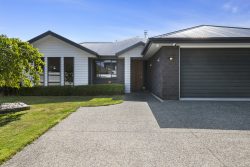 25 Trump Place, Kelvin Grove, Palmerston North, Manawatu / Whanganui, 4414, New Zealand