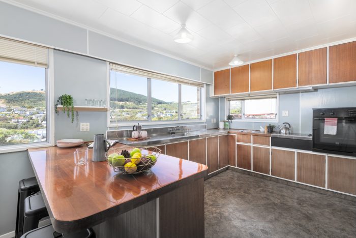 7 Rembrandt Avenue, Tawa, Wellington, 5028, New Zealand