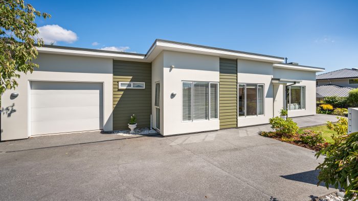 1/4 Woodlau Rise, Huntsbury, Christchurch City, Canterbury, 8022, New Zealand