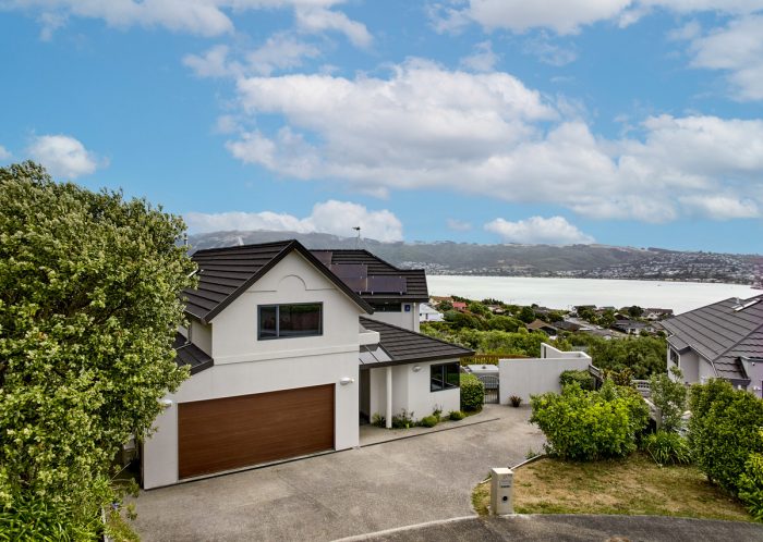 17 Dornoch Place, Papakowhai, Porirua, Wellington, 5024, New Zealand