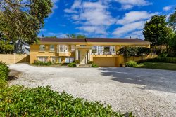 40 Shakespeare Road, Milford, North Shore City, Auckland, 0620, New Zealand