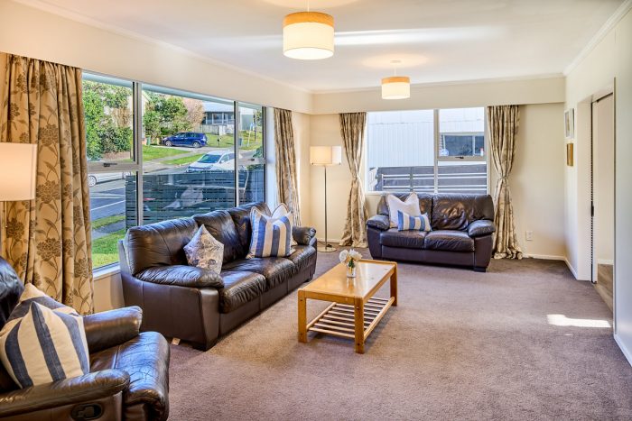 51 Discovery Drive, Whitby, Porirua, Wellington, 5024, New Zealand