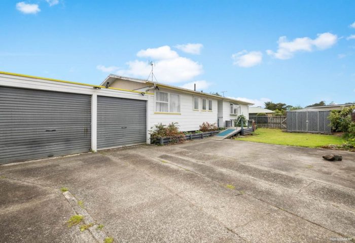 8A Howden Street, Waiuku, Franklin, Auckland, 2123, New Zealand