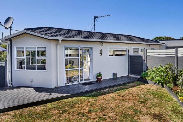 3 Solander Place, Whitby, Porirua, Wellington, 5024, New Zealand