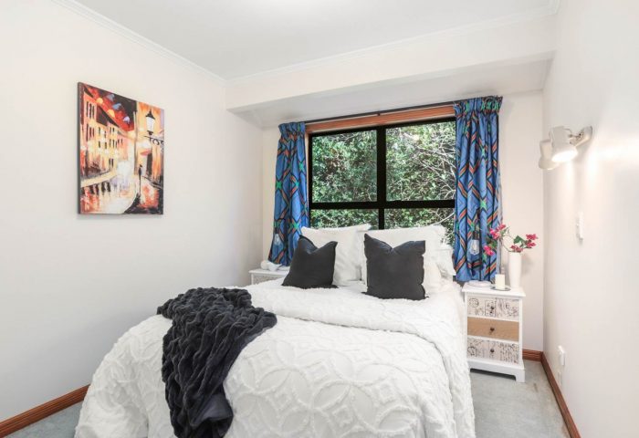 21 Tarahanga Street, Northcote, North Shore City, Auckland, 0627, New Zealand