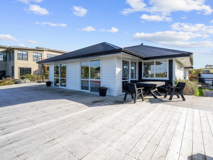 32 Brook Street, Riverton, Southland, 9822, New Zealand