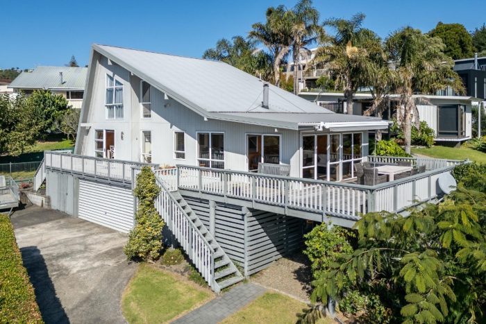 120 Onemana Drive, Whangamata, Thames-Coromandel, Waikato, 3691, New Zealand