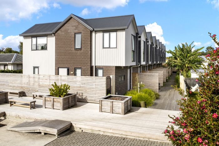 6/126 Canal Road, Avondale, Auckland, 1026, New Zealand