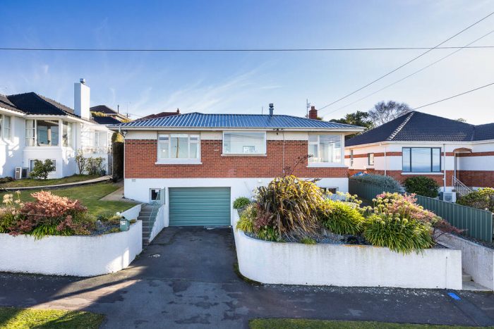 154 Easther Crescent, Kew, Dunedin, Otago, 9012, New Zealand