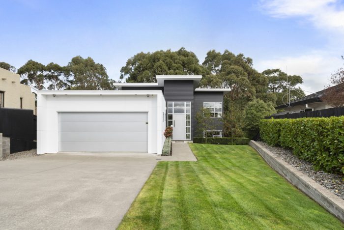 42 Ruapehu Drive, Fitzherbert, Palmerston North, Manawatu / Whanganui, 4410, New Zealand