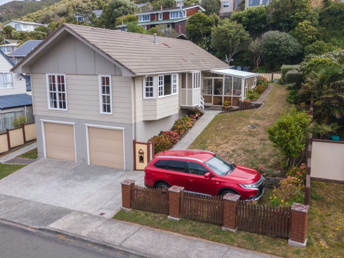 49 Cortina Avenue, Johnsonville, Wellington, 6037, New Zealand