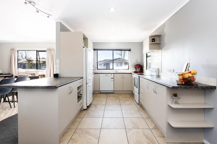 6 Chatham Mews, Flaxmere, Hastings, Hawkes Bay, 4120, New Zealand