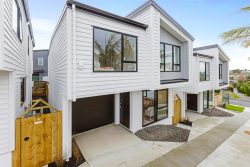 43A Nelson Street, Howick, Manukau City, Auckland, 2014, New Zealand