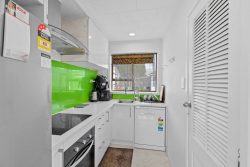 5/3204 Great North Road, New Lynn, Waitakere City, Auckland, 0600, New Zealand