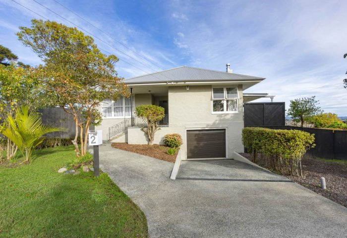 2 Deane Avenue, Titirangi, Waitakere City, Auckland, 0604, New Zealand