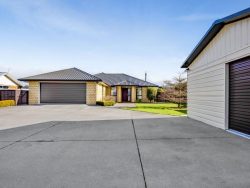 21 Montague Grove, Stratford, Taranaki, 4332, New Zealand