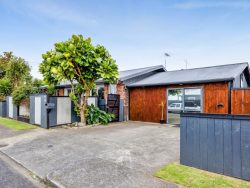 1 Lynton Street, Vogeltown, New Plymouth, Taranaki, 4310, New Zealand