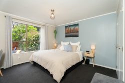 2 Makatote Grove, Churton Park, Wellington, 6037, New Zealand