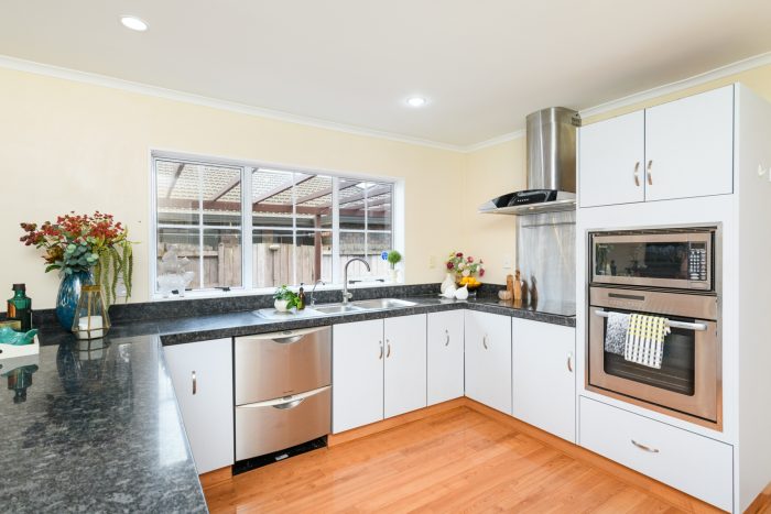 2 Rosebank Avenue, Kelvin Grove, Palmerston North, Manawatu / Whanganui, 4414, New Zealand