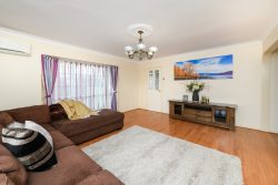 2 Rosebank Avenue, Kelvin Grove, Palmerston North, Manawatu / Whanganui, 4414, New Zealand