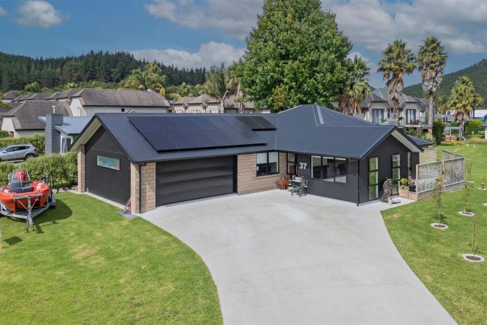 37 Saint Andrews Drive, Pauanui, Thames-Coromandel, Waikato, 3579, New Zealand