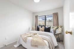 1/43 Sungrove Rise, Sunnyvale, Waitakere City, Auckland, 0612, New Zealand