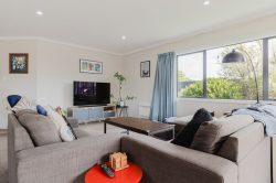 30 Charles Cross Street, Longburn, Palmerston North, Manawatu / Whanganui, 4412, New Zealand