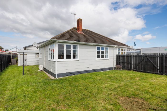 918 Tremaine Avenue, Roslyn, Palmerston North, Manawatu / Whanganui, 4414, New Zealand