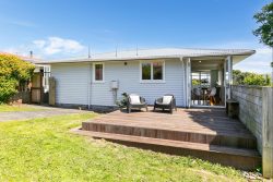 6 Brooker Grove, Newlands, Wellington, 6037, New Zealand