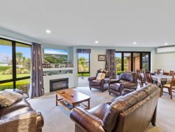 28 Pukutahi Drive, Te Anau, Southland, 9600, New Zealand