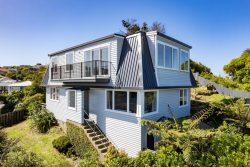 75 Salford Street, Newlands, Wellington, 6037, New Zealand