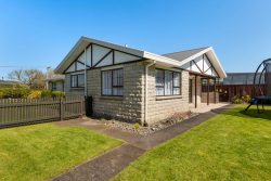 17 Atkinson Street, Normanby, South Taranaki, Taranaki, 4614, New Zealand