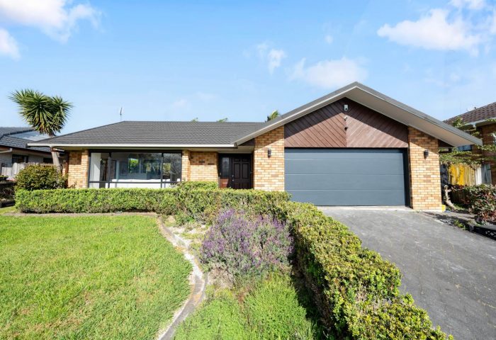 28 Summermist Drive, Northpark, Manukau City, Auckland, 2013, New Zealand