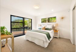 28 Summermist Drive, Northpark, Manukau City, Auckland, 2013, New Zealand