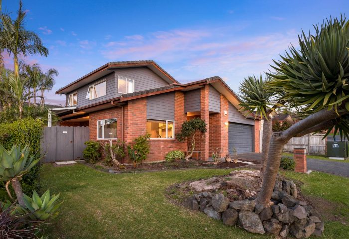 26 Totara Views Drive, Red Beach, Rodney, Auckland, 0932, New Zealand