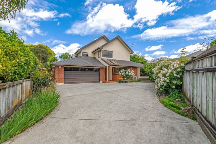 11 Balcairn Place, Terrace End, Palmerston North, Manawatu / Whanganui, 4410, New Zealand