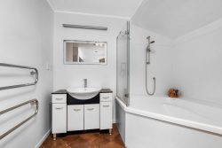 1/171 Powderham Street, New Plymouth, Taranaki, 4310, New Zealand