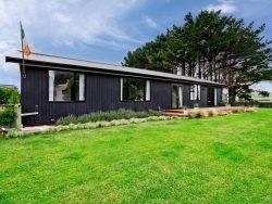 30 Colac Bay Road, Colac Bay, Southland, 9881, New Zealand