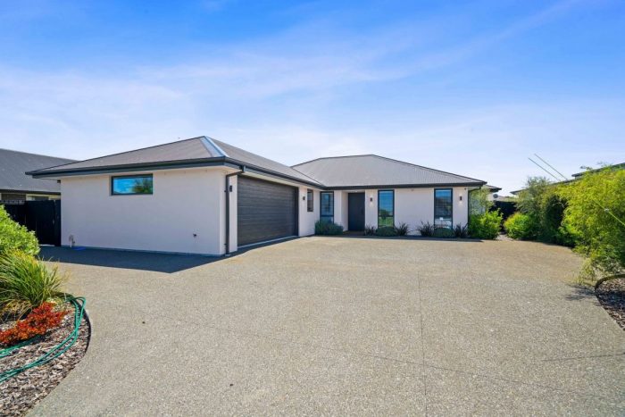 8 Glenmark Drive, Darfield, Selwyn, Canterbury, 7510, New Zealand